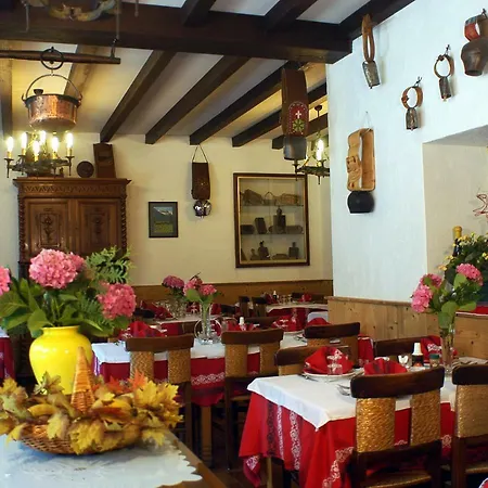 Hotell Des Alpes