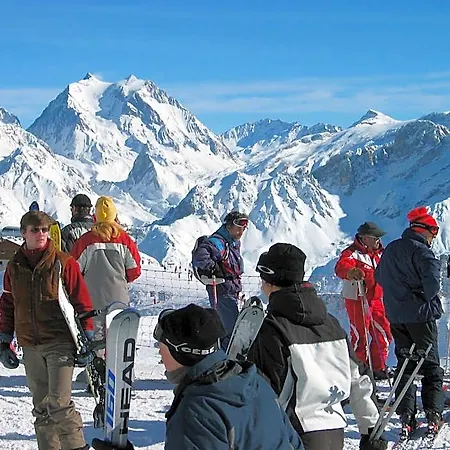Отель Des Alpes 2*