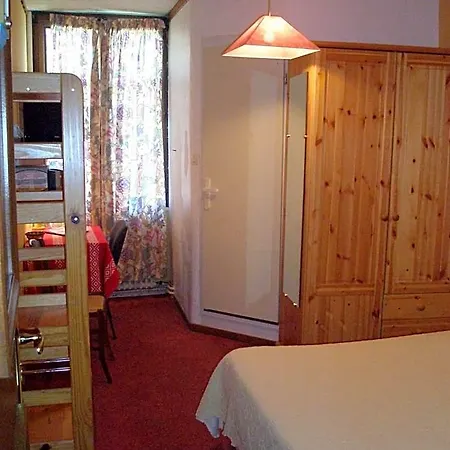 Des Alpes Hotel