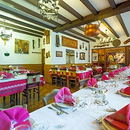 Des Alpes Hotel